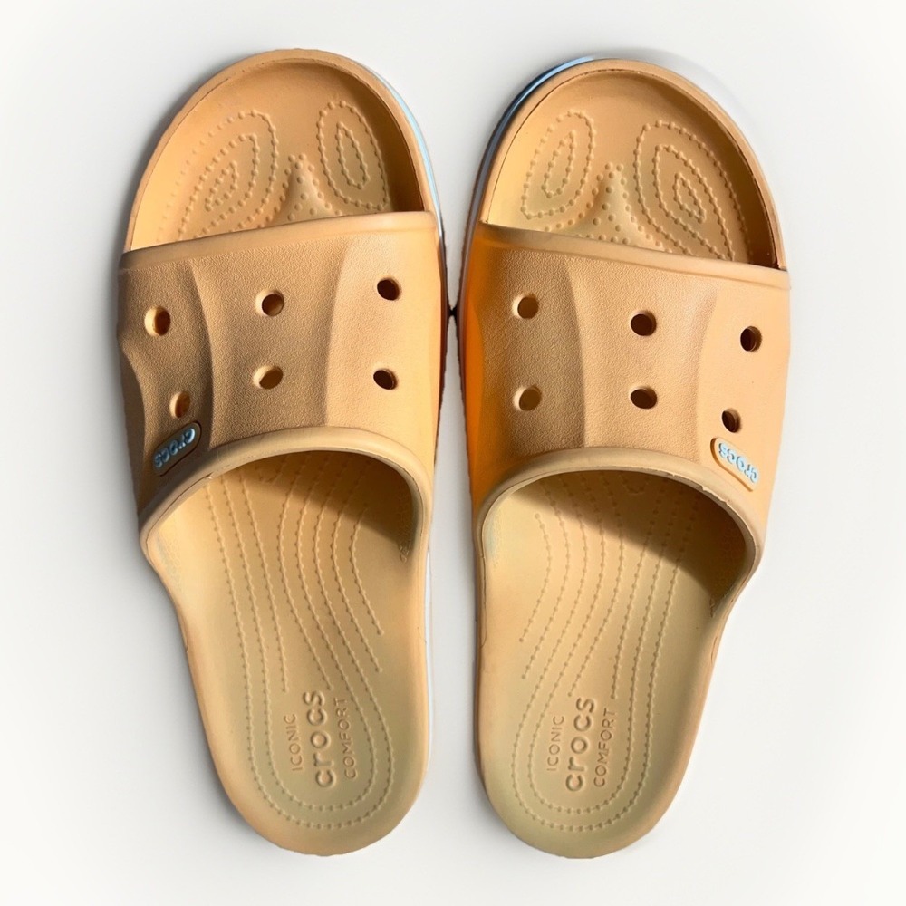Crocs‎ Women's 8 Men's 6 Orange Iconic Comfort Slip On Classic Sandals Logo